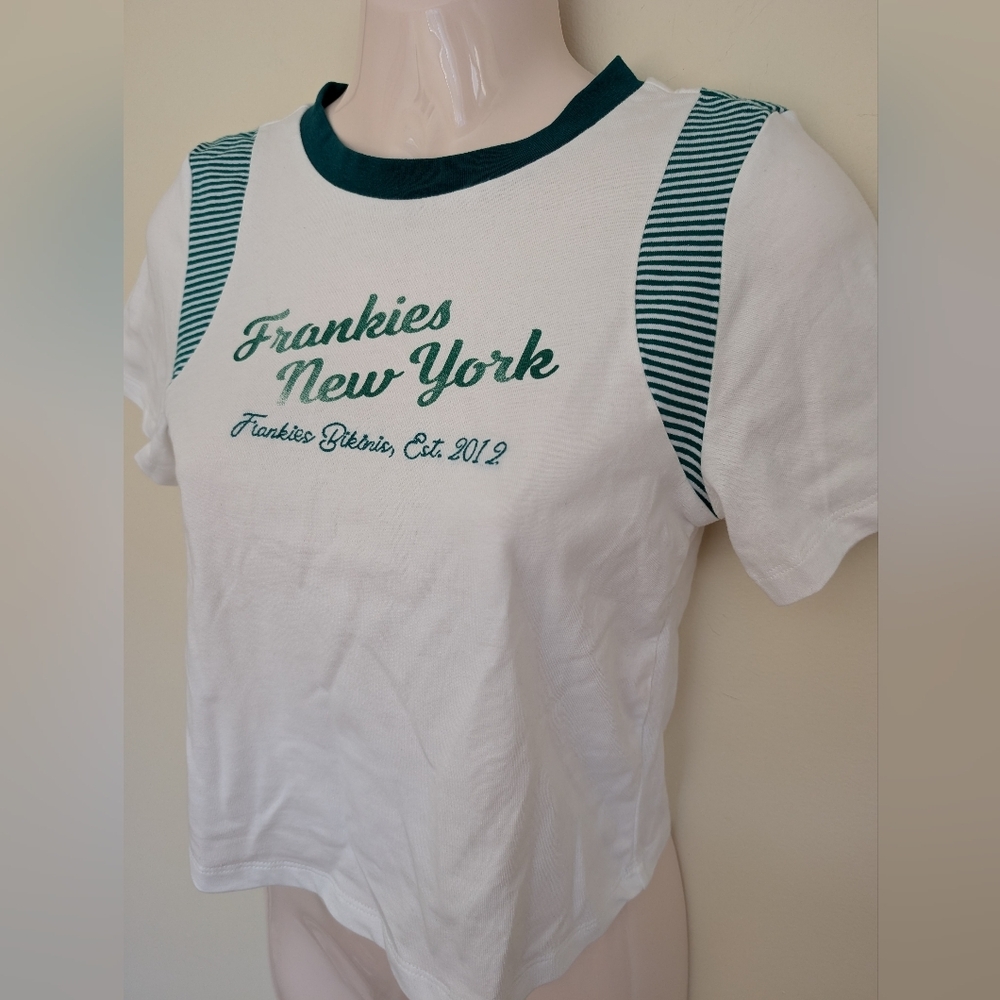 Frankies Bikinis Short Sleeve Tee Small NWT